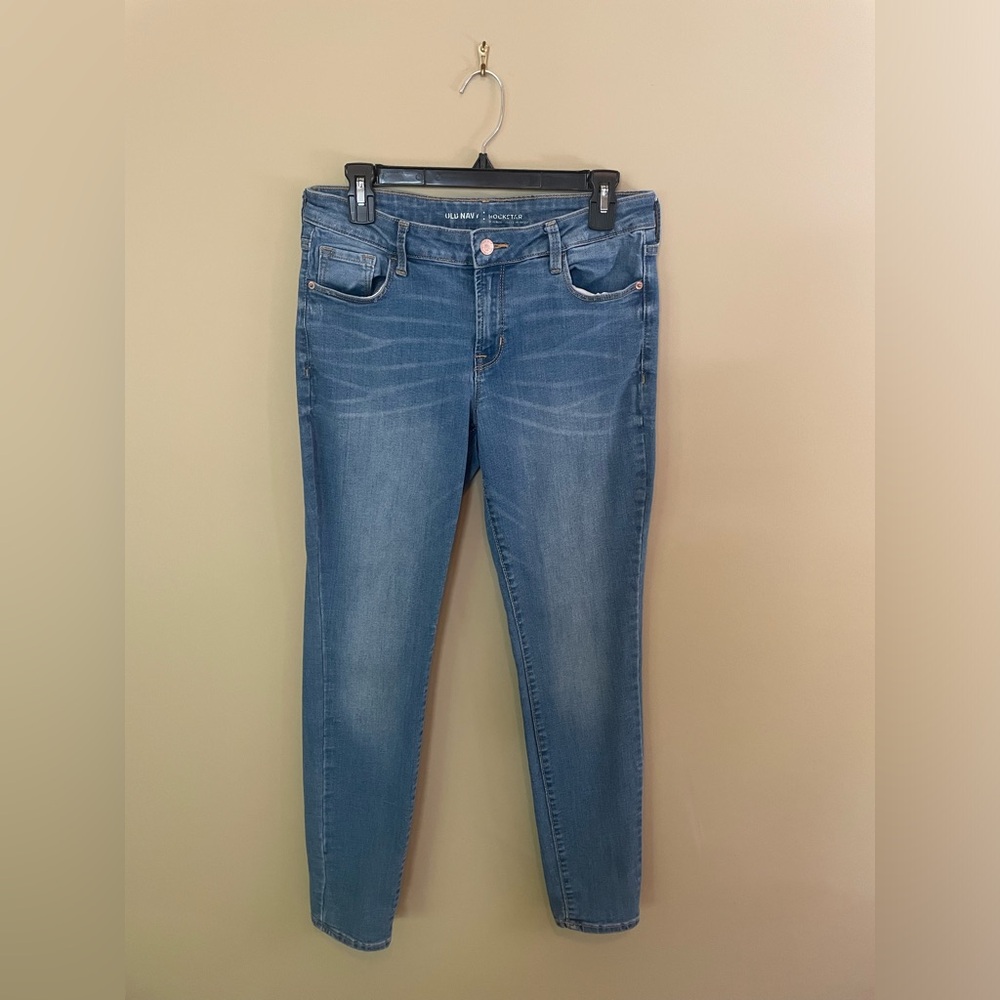 OLD NAVY womens Rockstar skinny jeans, midrise, regular wash, Sz 8